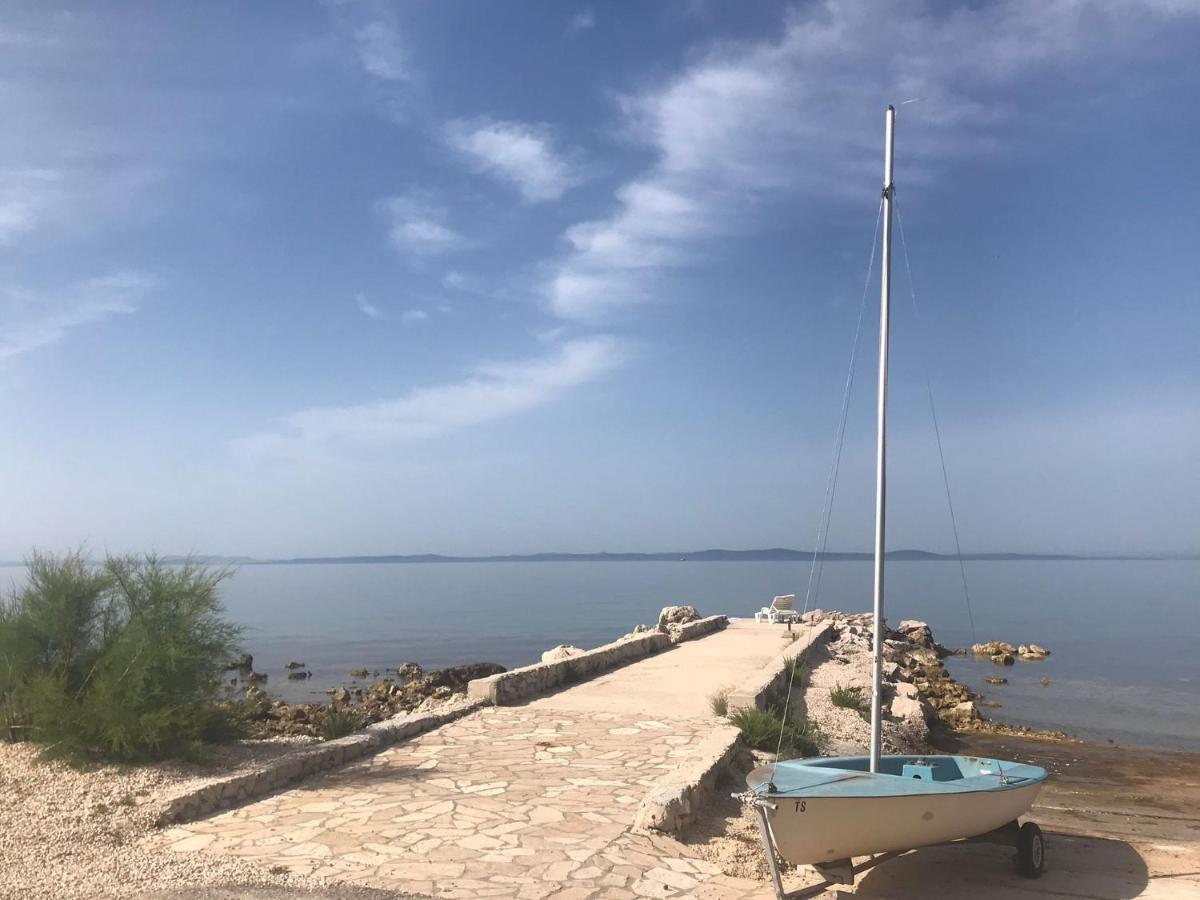 Apartmani Vukadin Vir Εξωτερικό φωτογραφία