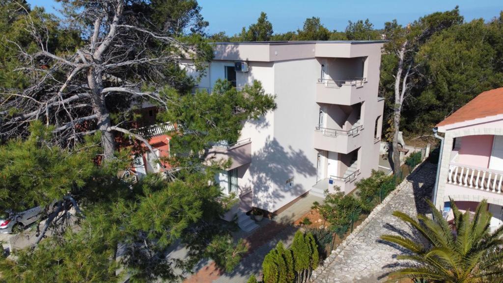 Apartmani Vukadin Vir Εξωτερικό φωτογραφία